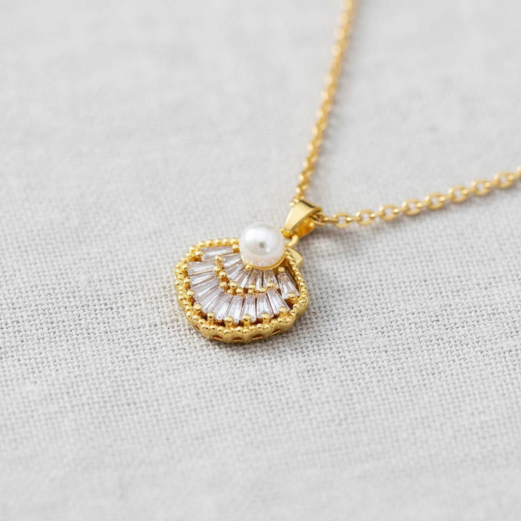 The Titanium Pearl Fan Necklace