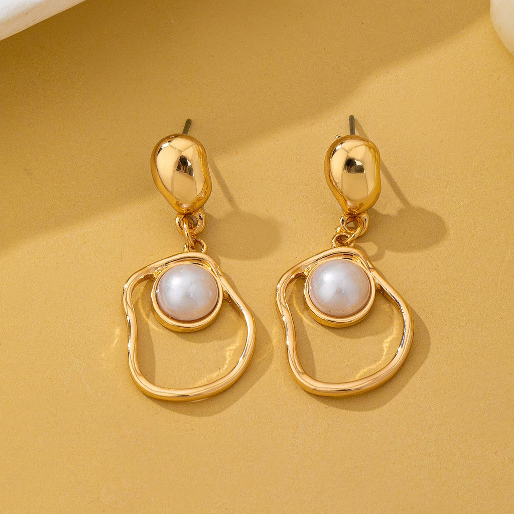 The Golden Hour Pearl Drops